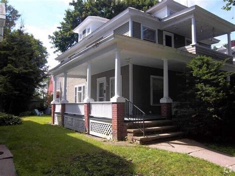 <strong>Queensbury</strong> 4 Bedroom 1 Bath 2 Story. . Queensbury ny craigslist